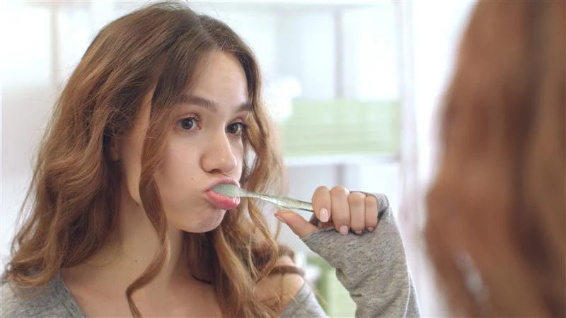 3 Reasons You Need to Brush Three Times a Day with Aligners